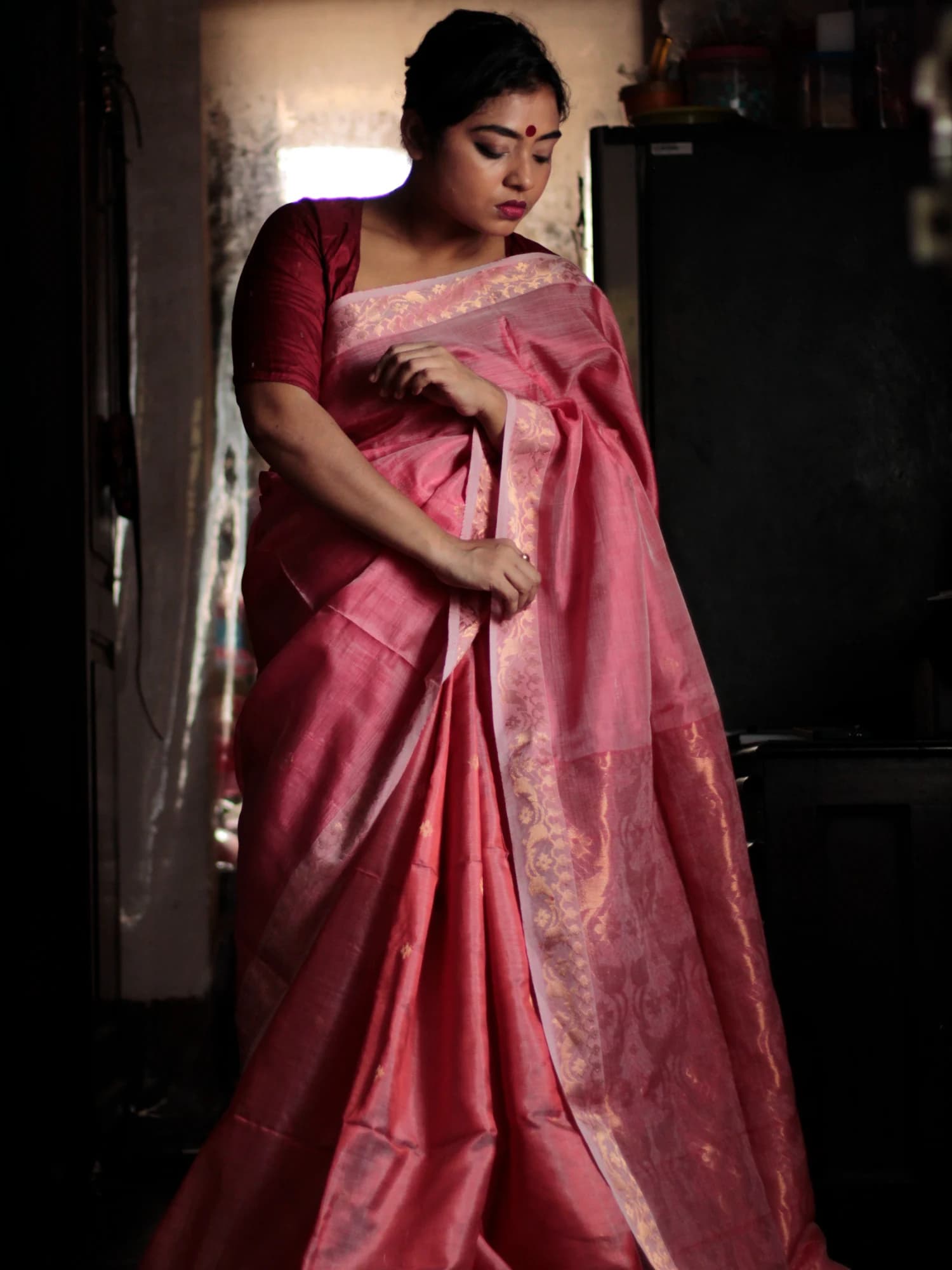 Kaberi Tussar Silk Jamdani Pink Golden Zori Saree