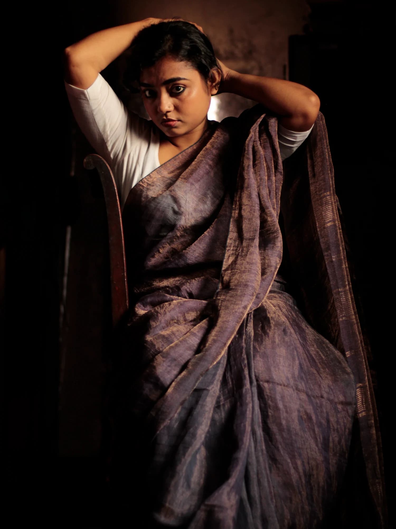 Junk Lea Metallic Purple Tissue Linen Saree thumbnail 2